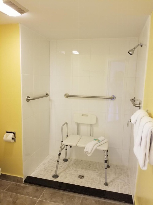 Shining Light Inn & Suites image 3